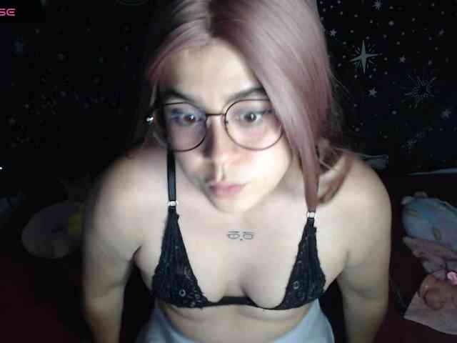 CherrySweet000 webcam