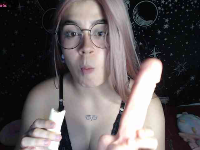 CherrySweet000 webcam