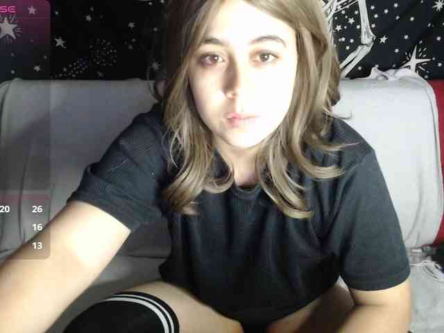 CherrySweet000 webcam
