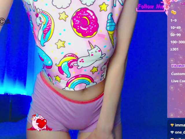 Emelicristal's BongaCams show and profile