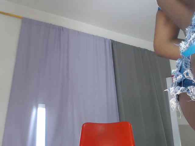 AshlieGreen webcam