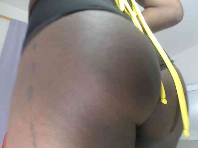 AshlieGreen webcam