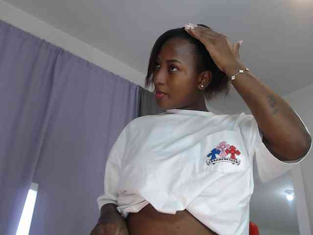 AshlieGreen webcam