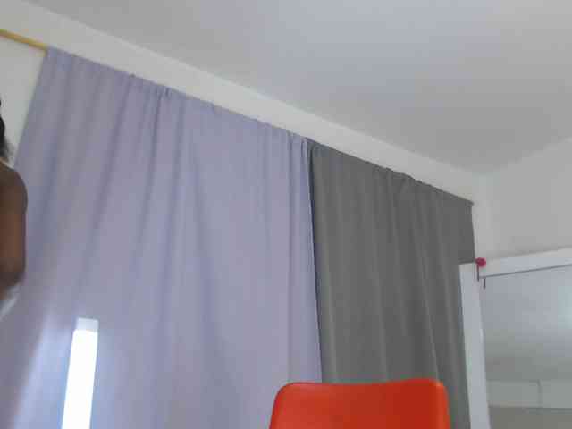 AshlieGreen webcam