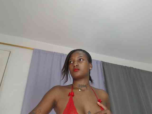 AshlieGreen webcam