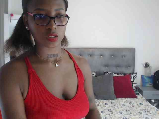 AshlieGreen webcam