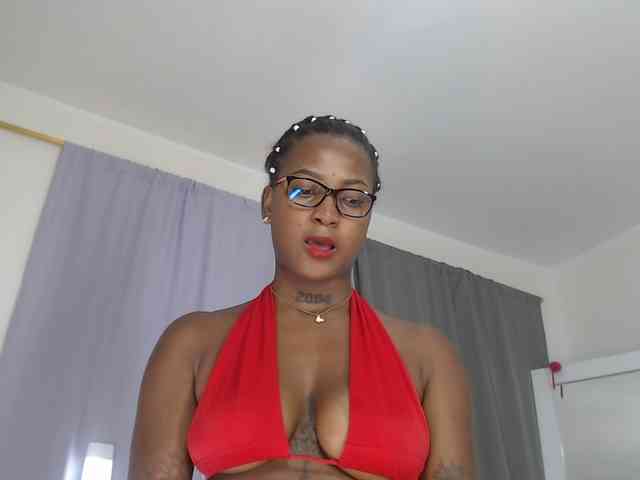 AshlieGreen webcam