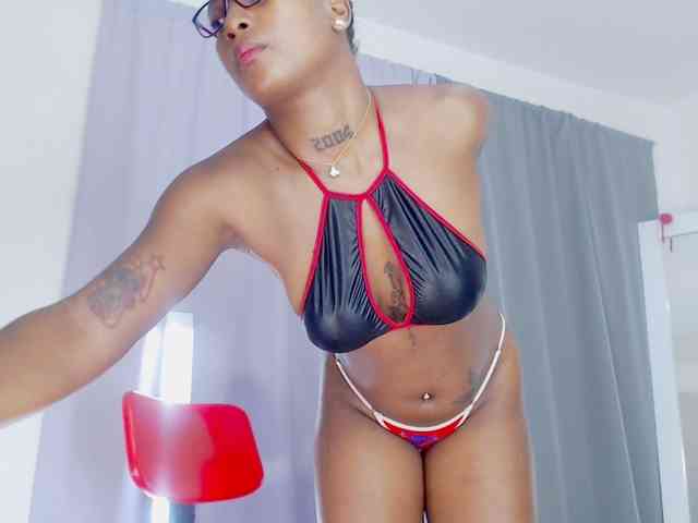 AshlieGreen webcam