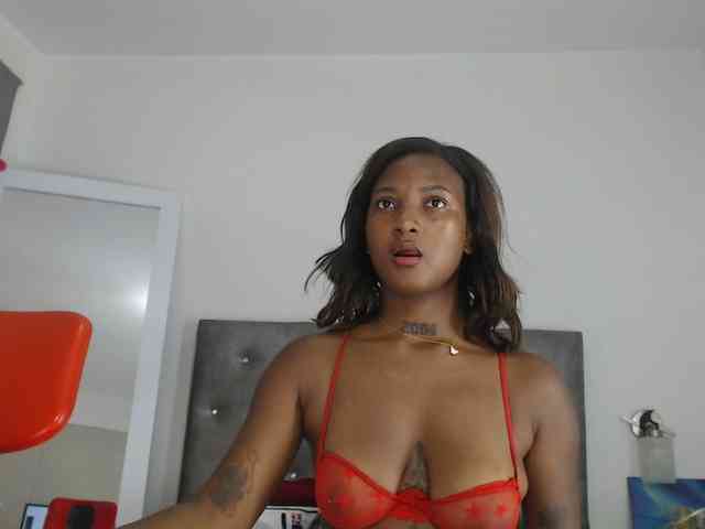 AshlieGreen webcam