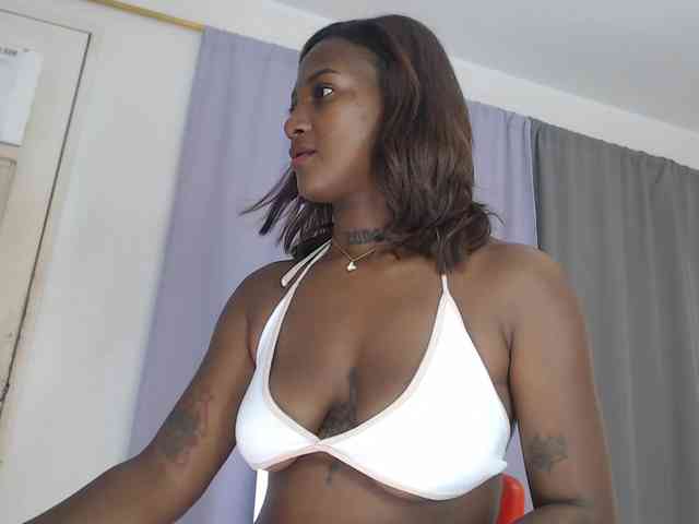 AshlieGreen webcam