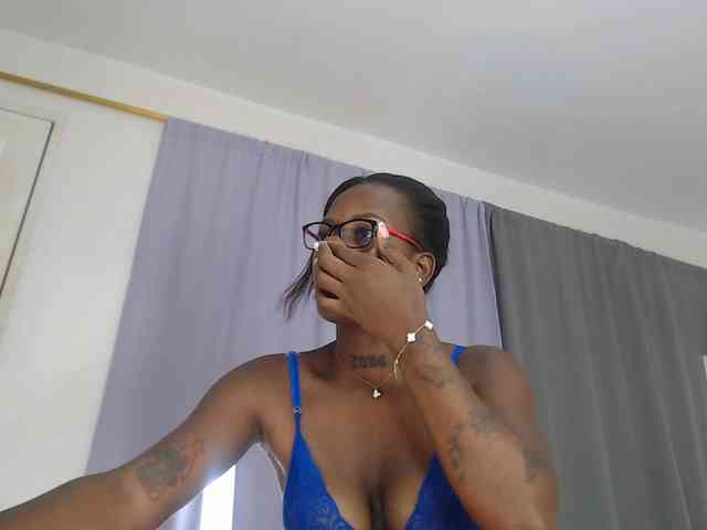 AshlieGreen webcam