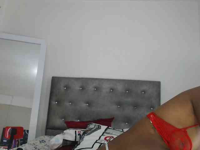 AshlieGreen webcam