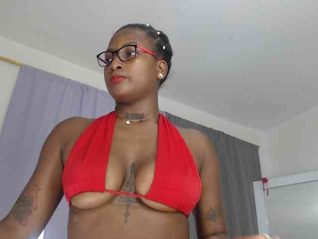 AshlieGreen webcam