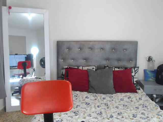 AshlieGreen webcam
