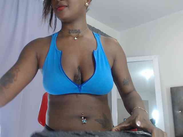 AshlieGreen webcam