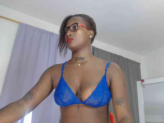 AshlieGreen webcam
