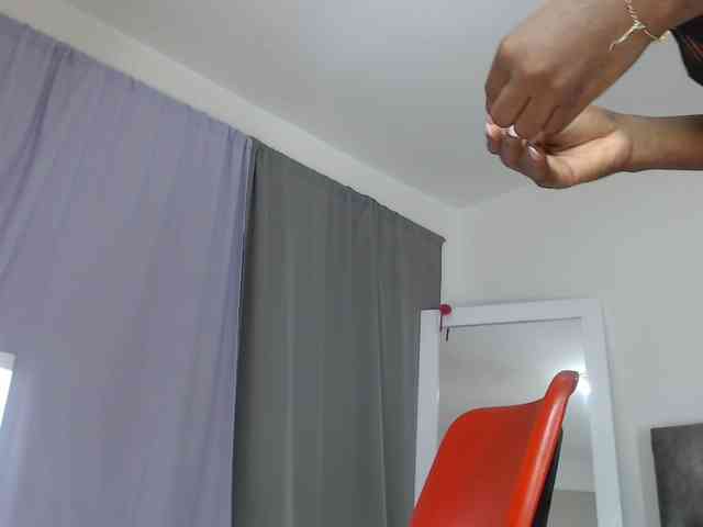 AshlieGreen webcam