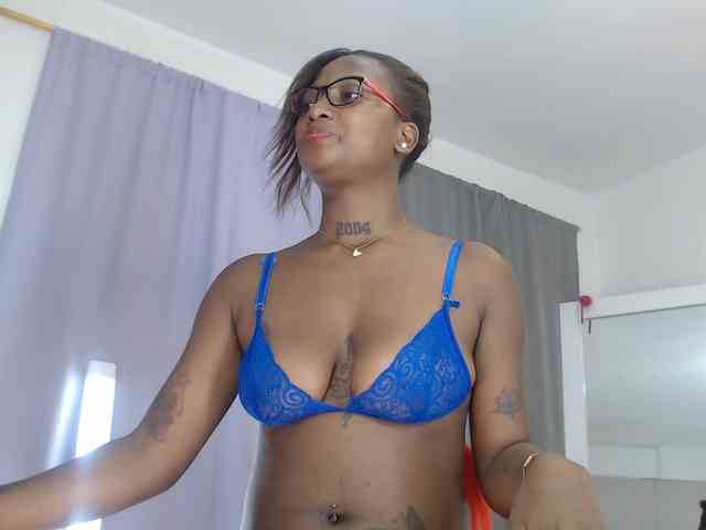 AshlieGreen webcam