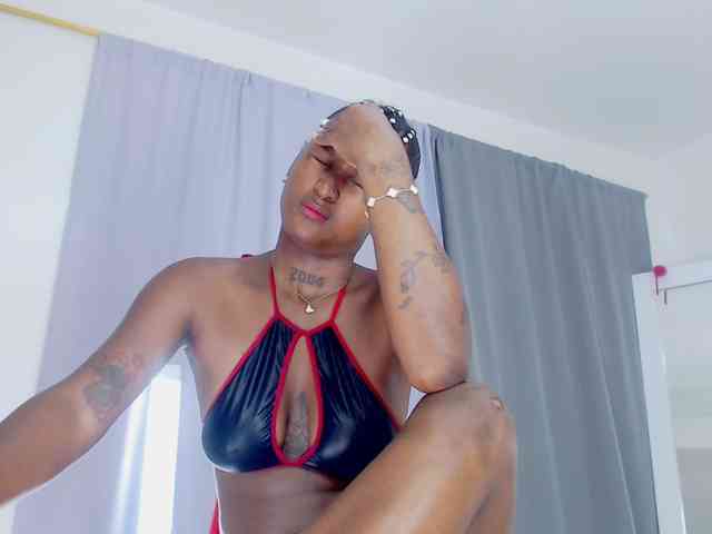 AshlieGreen webcam