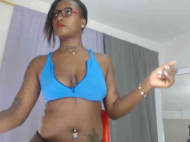 AshlieGreen webcam