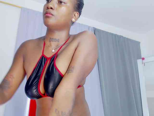 AshlieGreen webcam