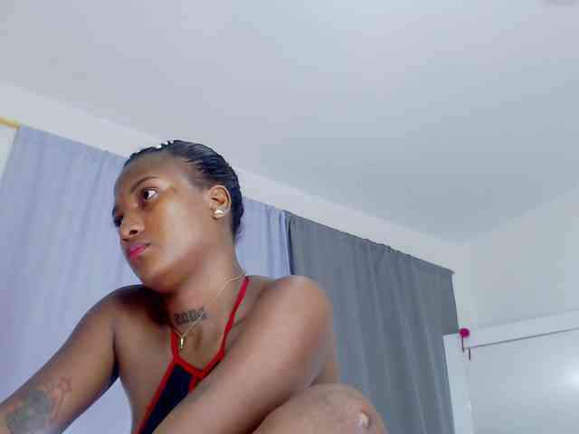 AshlieGreen webcam