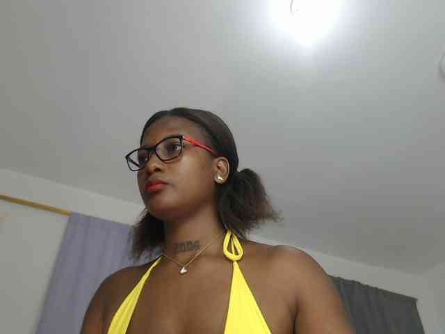 AshlieGreen webcam