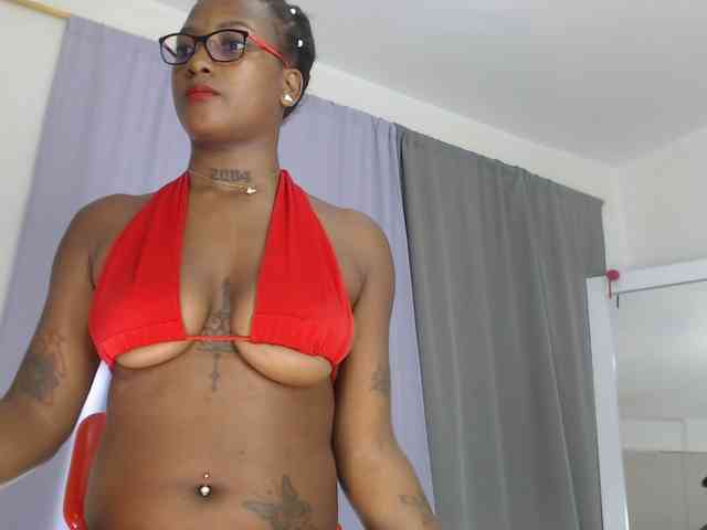 AshlieGreen webcam