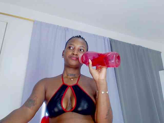 AshlieGreen webcam