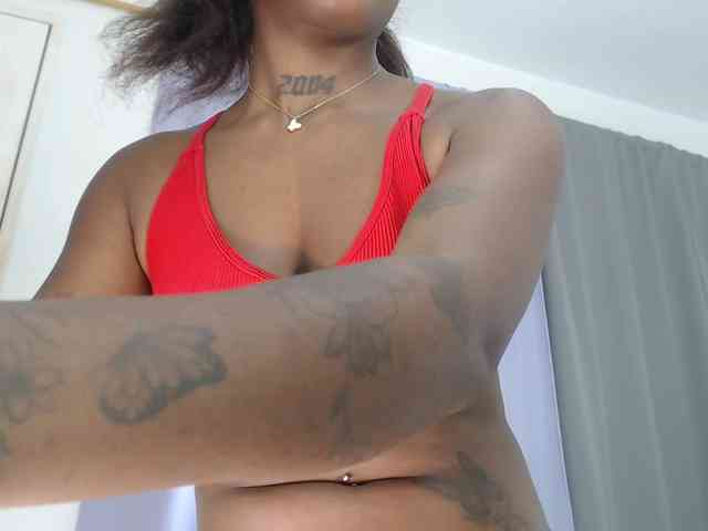 AshlieGreen webcam