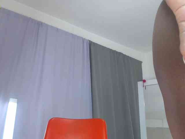 AshlieGreen webcam