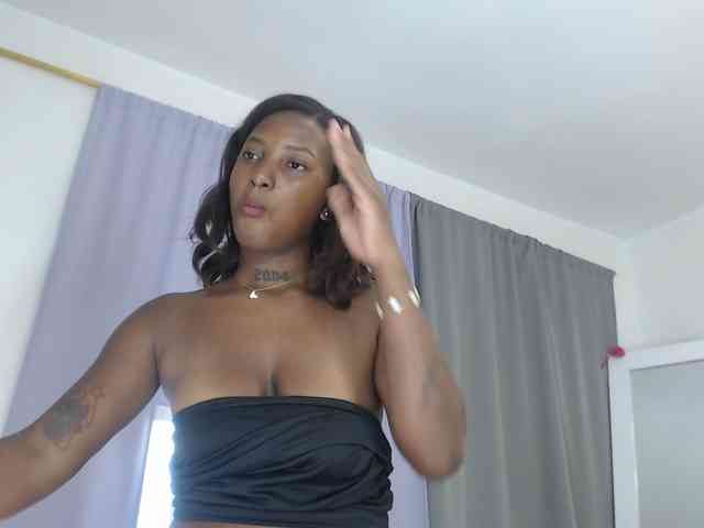 AshlieGreen webcam