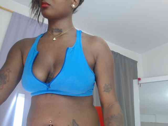 AshlieGreen webcam