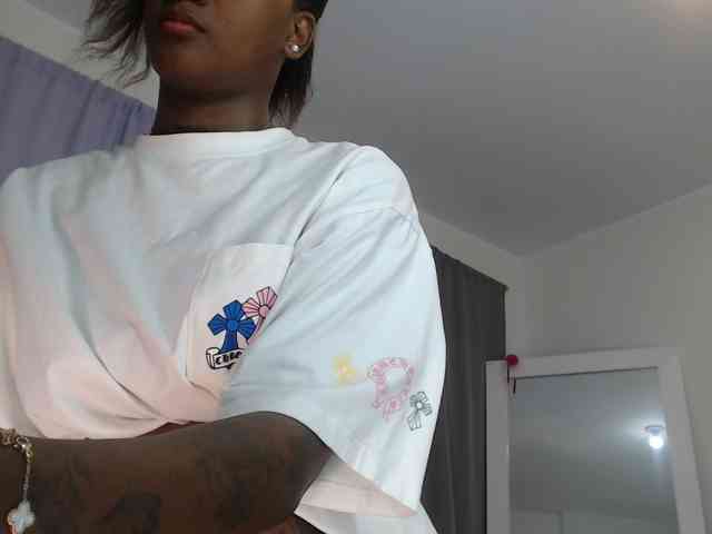 AshlieGreen webcam