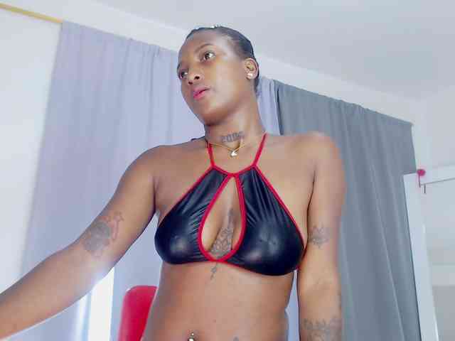 AshlieGreen webcam