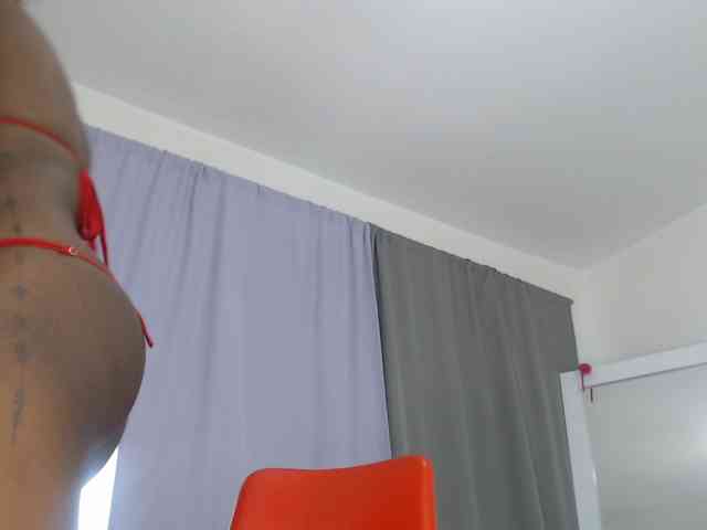 AshlieGreen webcam