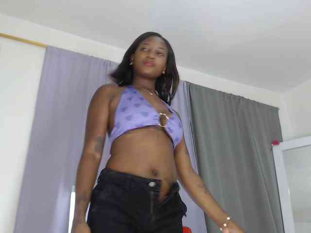AshlieGreen webcam