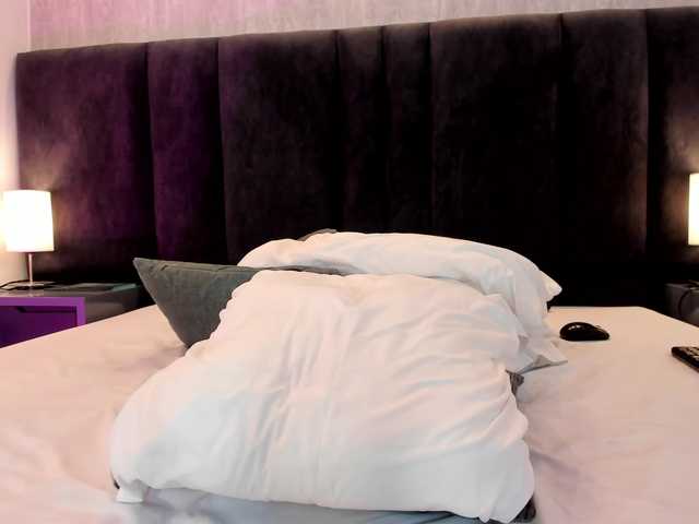 Freyaa25 — BRUNETTE | LATINA | GOAL: DOGGY + SPANK ASS 200 TKS | PROM: CONTROL DOMI 5 MINUTOS 250 TKS| PVT ON |LOVENSE| NATURAL | FEET | BIGPUSSYLIPS