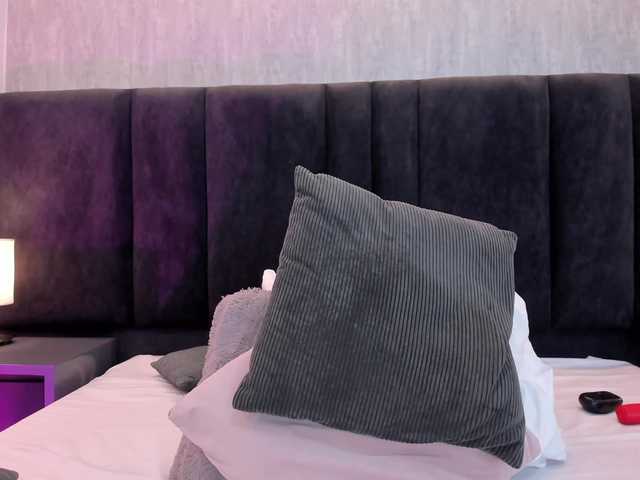 Freyaa25's BongaCams show and profile