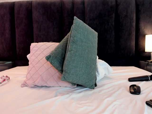 Freyaa25's BongaCams show and profile