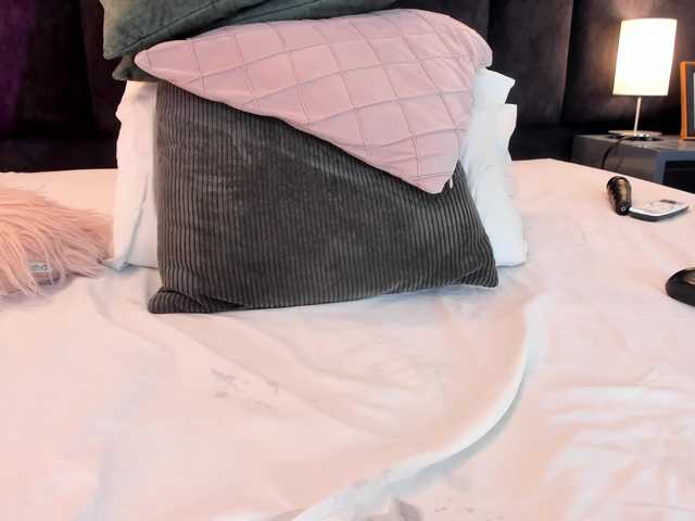 Freyaa25's BongaCams show and profile