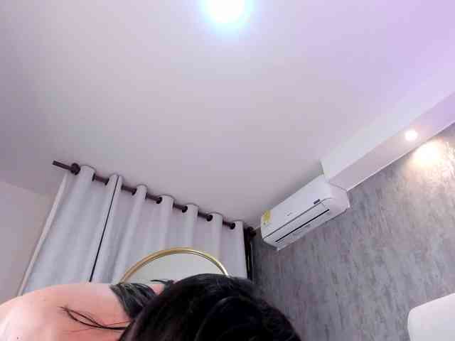 Freyaa25 webcam