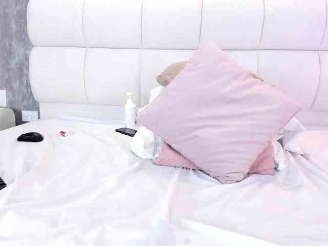 Freyaa25 webcam