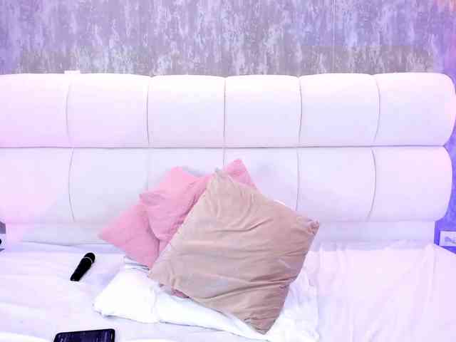 Freyaa25 webcam