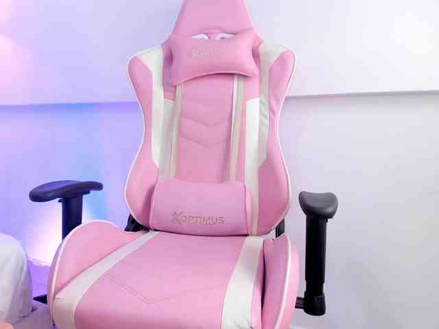 Freyaa25 webcam