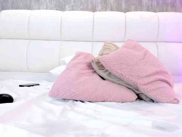 Freyaa25 webcam