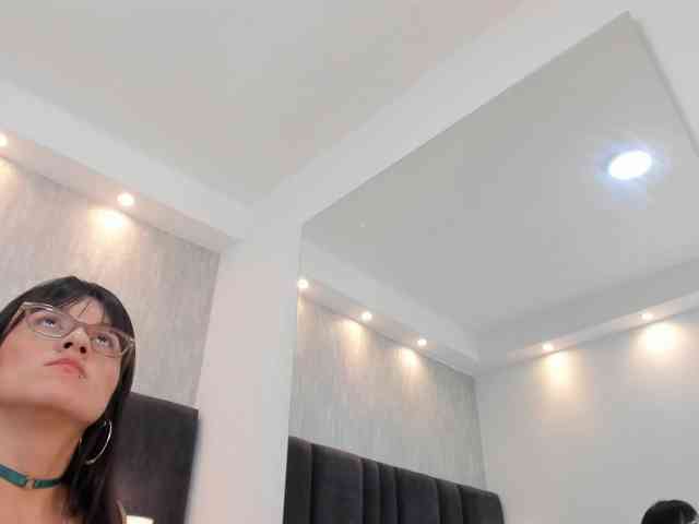 Freyaa25 webcam