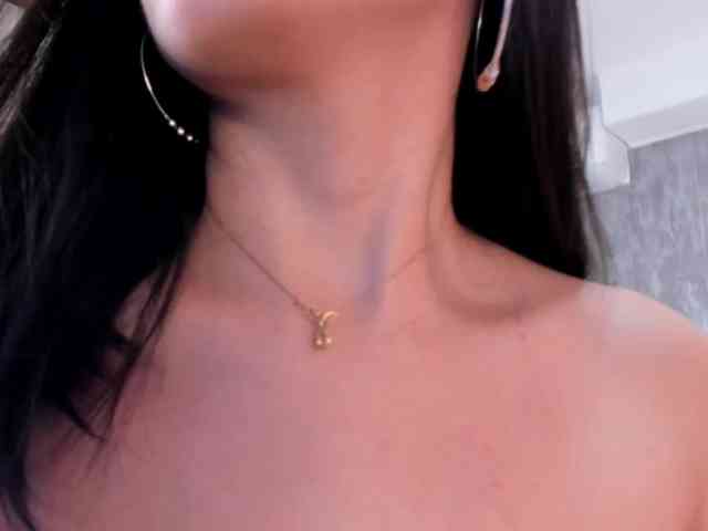 Freyaa25 webcam