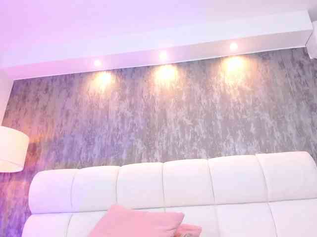 Freyaa25 webcam