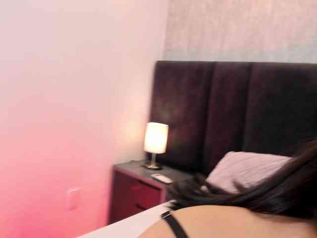 Freyaa25 webcam